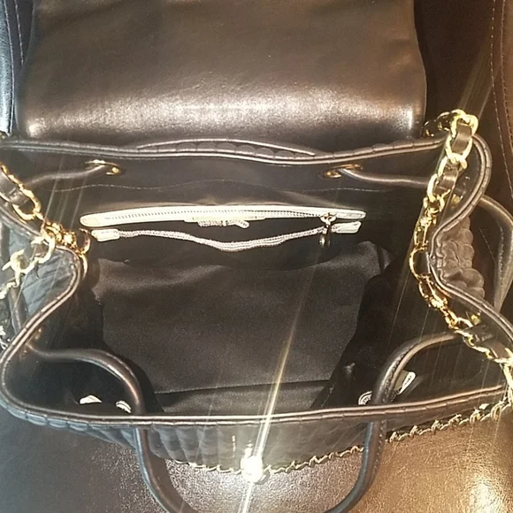 Henri bendel backpack - Picture 7 of 16